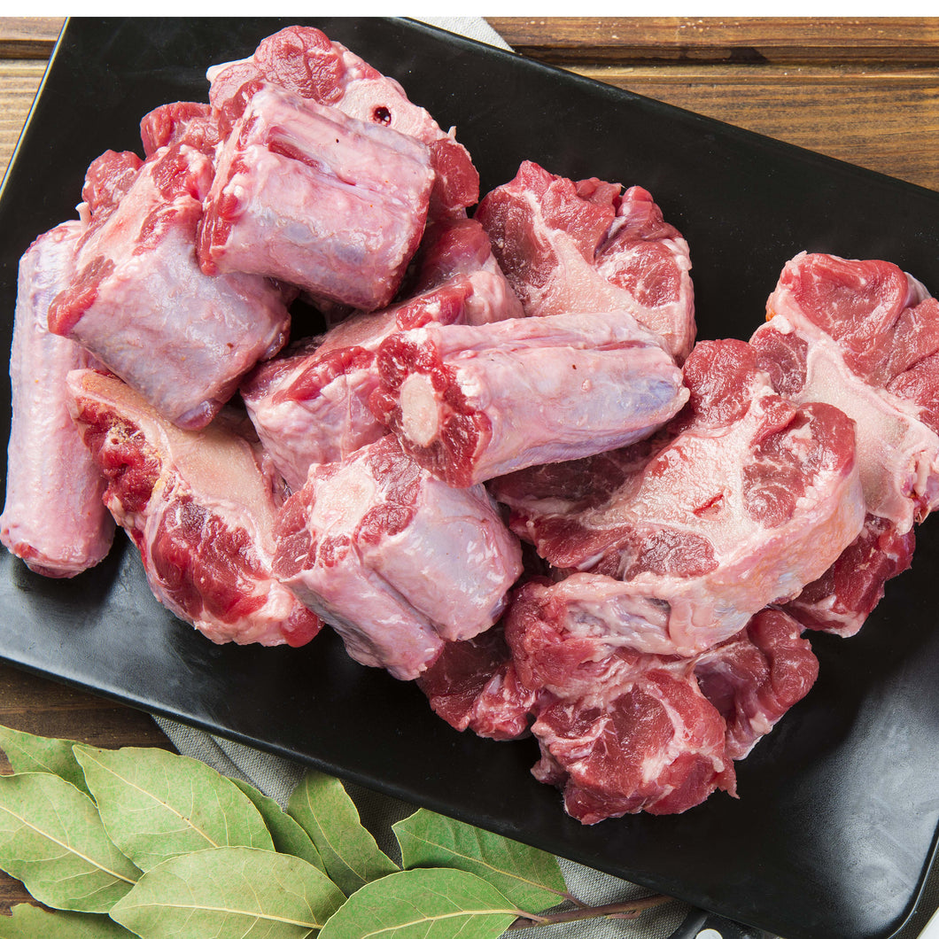 Oxtail. All-Natural, Grain Finished - Black Angus Beef